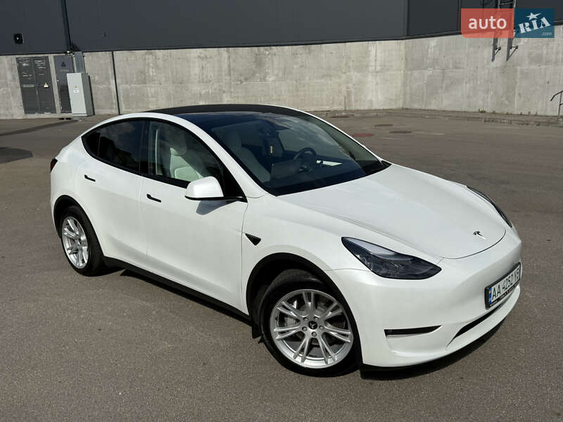 Внедорожник / Кроссовер Tesla Model Y 2022 в Киеве фото 7 Внедорожник / Кроссовер Tesla Model Y 2022 в Киеве