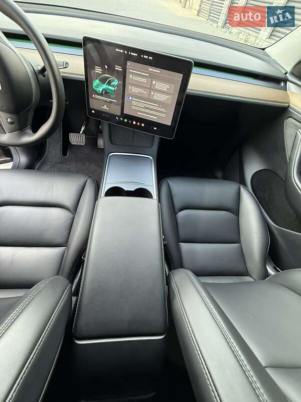 Внедорожник / Кроссовер Tesla Model Y 2024 в Хмельницком