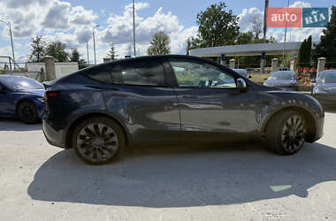 Внедорожник / Кроссовер Tesla Model Y 2024 в 