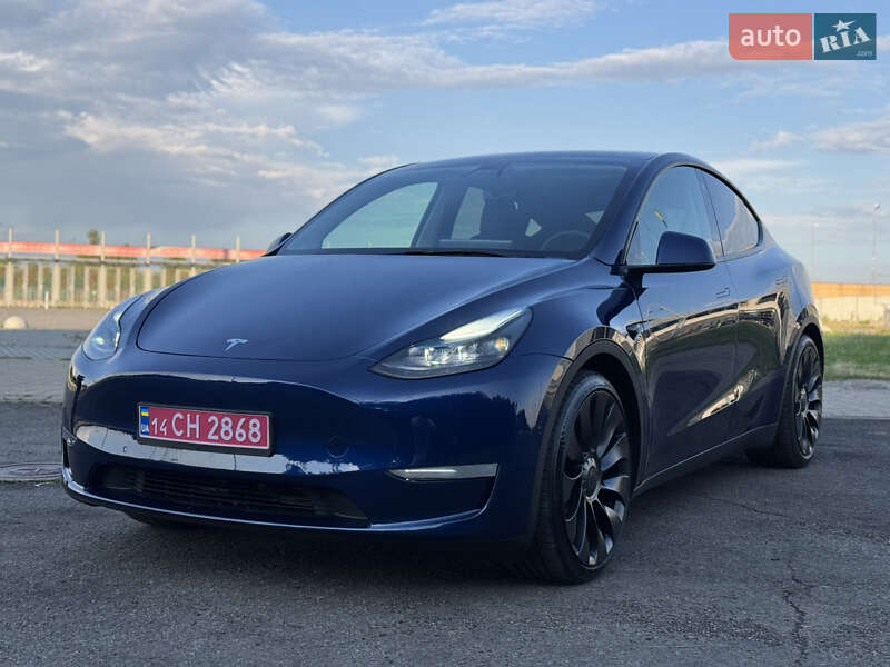 Позашляховик / Кросовер Tesla Model Y 2022 в Львові