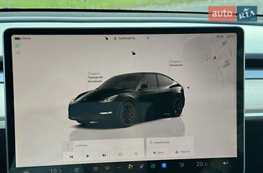 Позашляховик / Кросовер Tesla Model Y 2022 в 