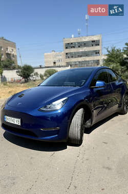 Позашляховик / Кросовер Tesla Model Y 2022 в 