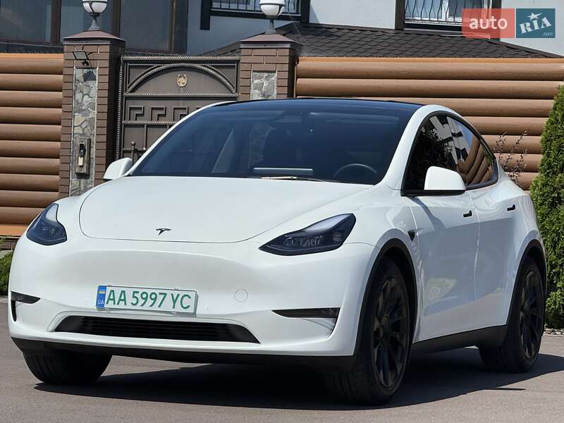 Позашляховик / Кросовер Tesla Model Y 2022 в Києві