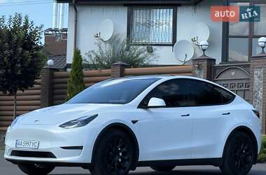 Позашляховик / Кросовер Tesla Model Y 2022 в 