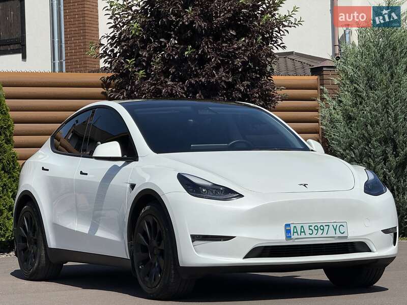 Позашляховик / Кросовер Tesla Model Y 2022 в Києві