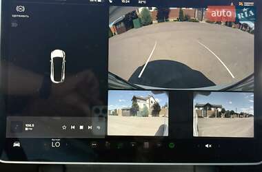 Позашляховик / Кросовер Tesla Model Y 2022 в 
