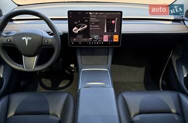 Позашляховик / Кросовер Tesla Model Y 2022 в 