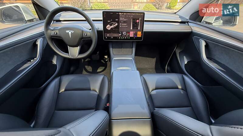Позашляховик / Кросовер Tesla Model Y 2022 в Києві