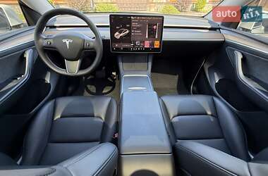 Позашляховик / Кросовер Tesla Model Y 2022 в 
