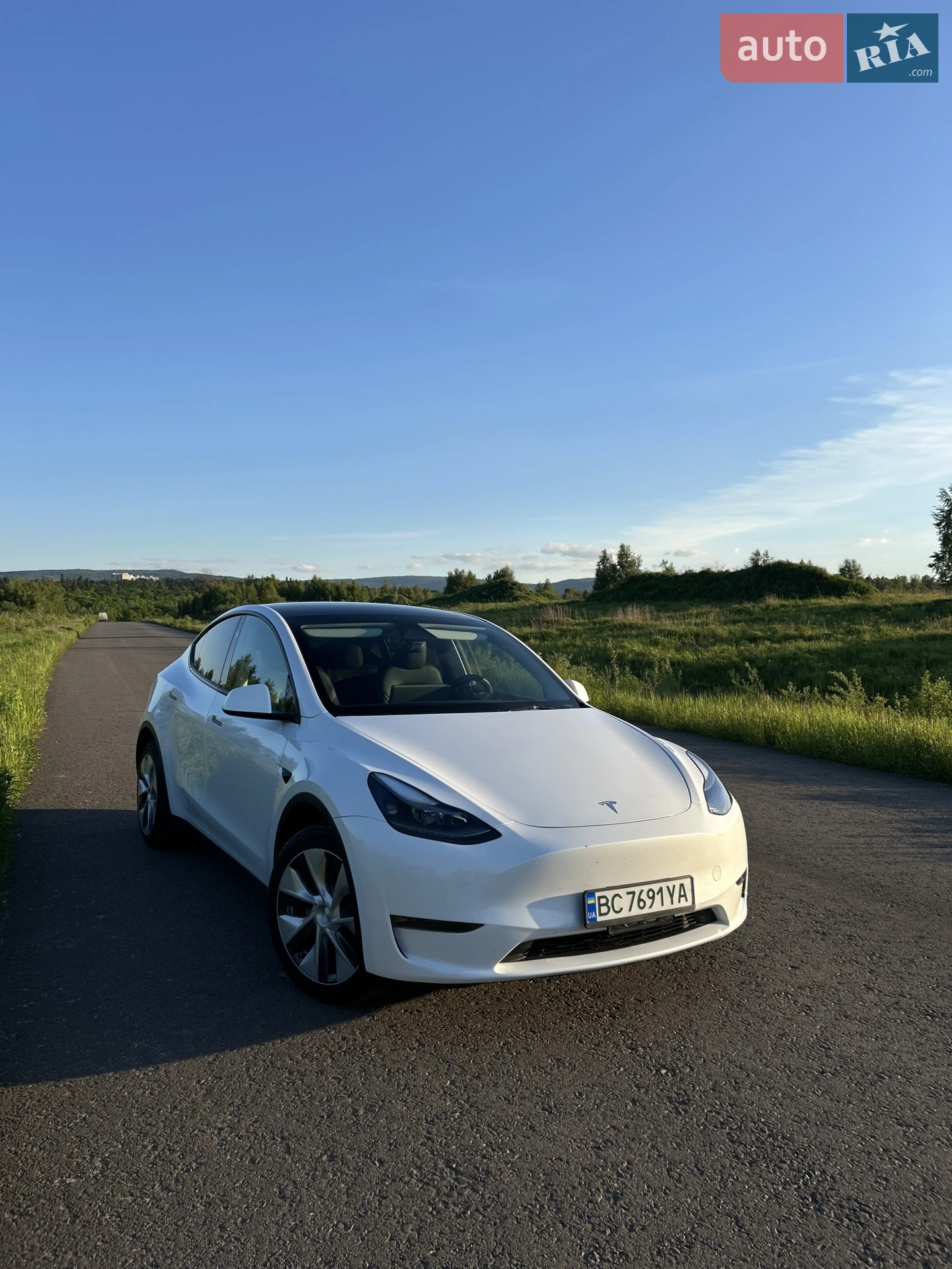 2023 Tesla Model Y - мініатюра 2