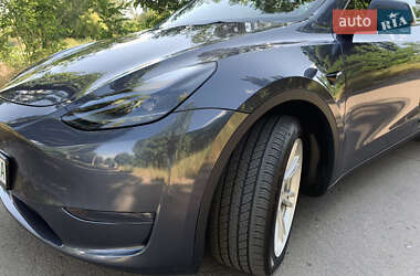 Внедорожник / Кроссовер Tesla Model Y 2023 в 