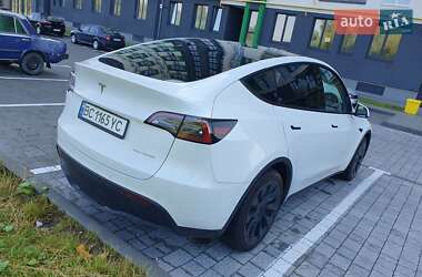 Внедорожник / Кроссовер Tesla Model Y 2021 в 