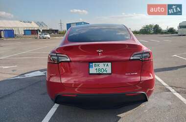Внедорожник / Кроссовер Tesla Model Y 2023 в 