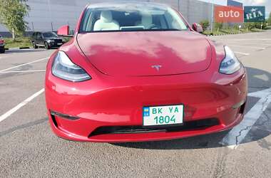 Внедорожник / Кроссовер Tesla Model Y 2023 в 