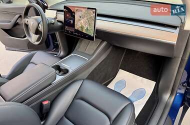 Позашляховик / Кросовер Tesla Model Y 2022 в 