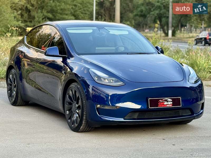 Tesla Model Y 2022
