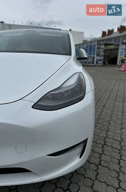 Внедорожник / Кроссовер Tesla Model Y 2022 в 