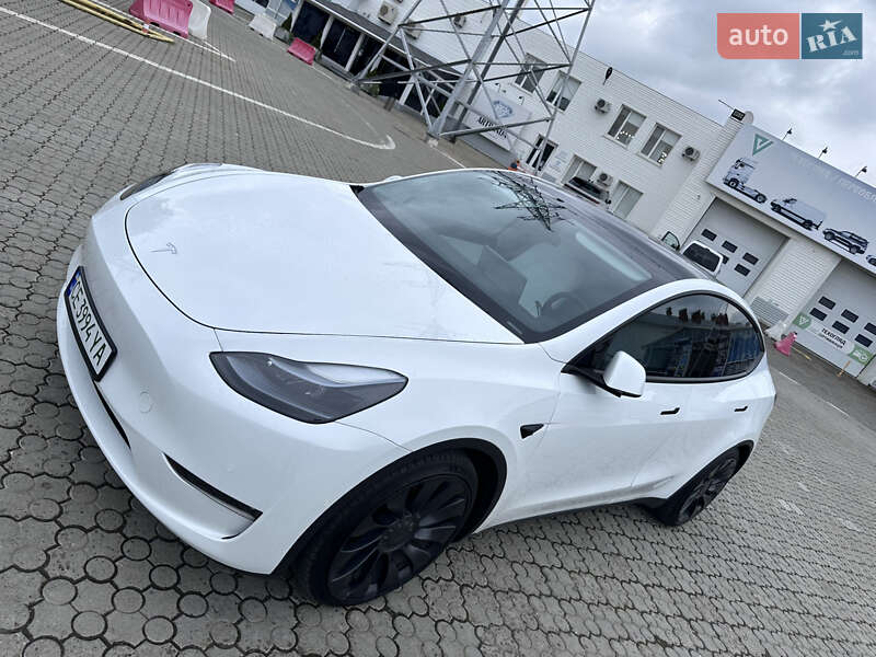 Внедорожник / Кроссовер Tesla Model Y 2022 в Черновцах