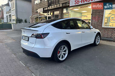 Позашляховик / Кросовер Tesla Model Y 2022 в 
