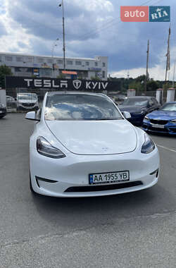 Внедорожник / Кроссовер Tesla Model Y 2022 в 