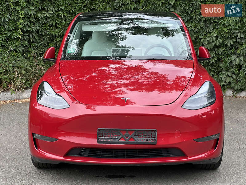Позашляховик / Кросовер Tesla Model Y 2023 в Києві