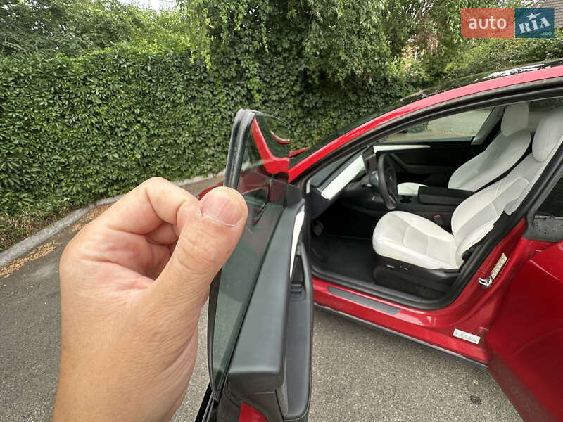 Позашляховик / Кросовер Tesla Model Y 2023 в Києві