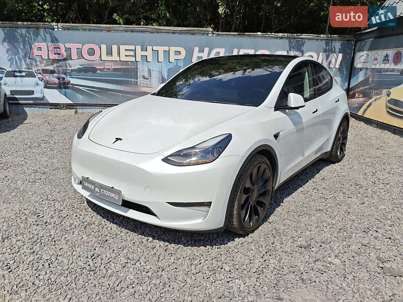 Позашляховик / Кросовер Tesla Model Y 2021 в 