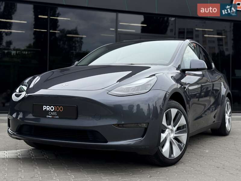 Позашляховик / Кросовер Tesla Model Y 2023 в Києві