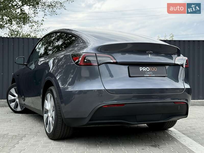 Позашляховик / Кросовер Tesla Model Y 2023 в Києві