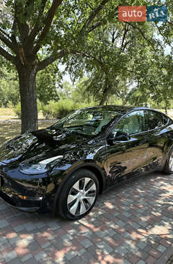 Внедорожник / Кроссовер Tesla Model Y 2023 в 