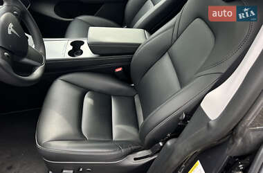Внедорожник / Кроссовер Tesla Model Y 2022 в 