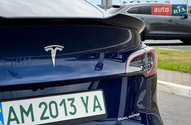 Внедорожник / Кроссовер Tesla Model Y 2022 в 