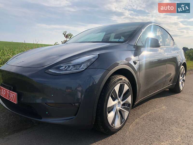 Позашляховик / Кросовер Tesla Model Y 2021 в Луцьку