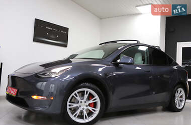 Позашляховик / Кросовер Tesla Model Y 2021 в 