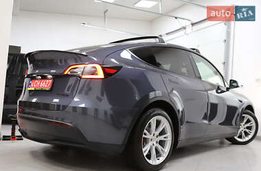 Позашляховик / Кросовер Tesla Model Y 2021 в 