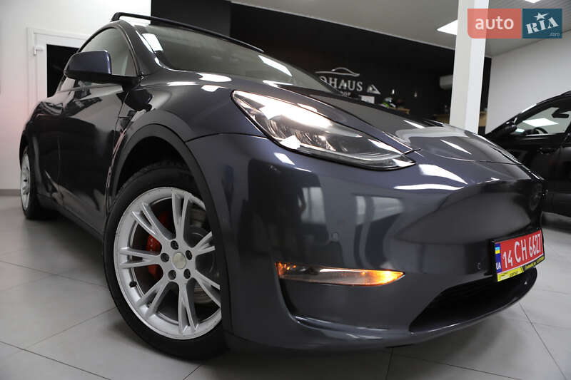 Внедорожник / Кроссовер Tesla Model Y 2021 в Дрогобыче