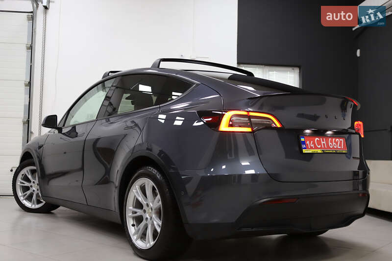 Внедорожник / Кроссовер Tesla Model Y 2021 в Дрогобыче