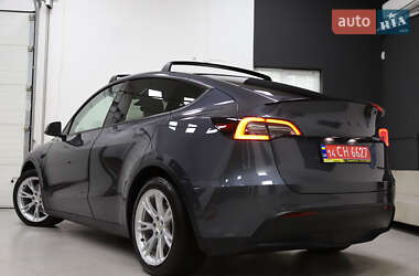 Позашляховик / Кросовер Tesla Model Y 2021 в 