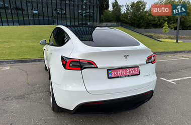 Позашляховик / Кросовер Tesla Model Y 2023 в 