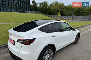 Позашляховик / Кросовер Tesla Model Y 2023 в 