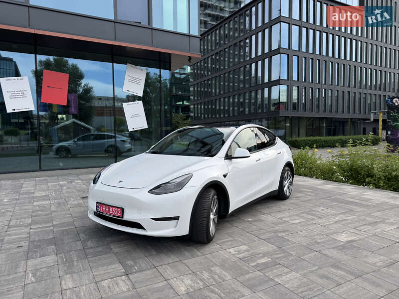 Внедорожник / Кроссовер Tesla Model Y 2023 в Киеве