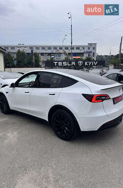 Внедорожник / Кроссовер Tesla Model Y 2022 в 