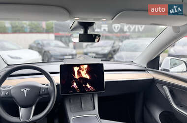 Внедорожник / Кроссовер Tesla Model Y 2022 в 