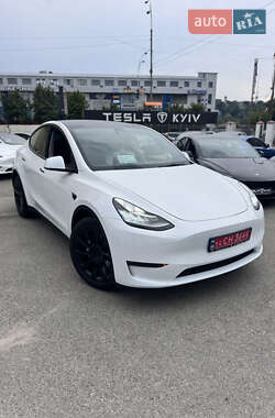 Внедорожник / Кроссовер Tesla Model Y 2022 в 