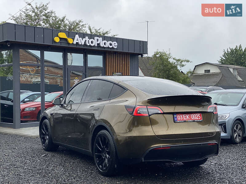 Позашляховик / Кросовер Tesla Model Y 2021 в Луцьку