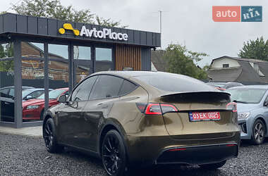 Внедорожник / Кроссовер Tesla Model Y 2021 в 