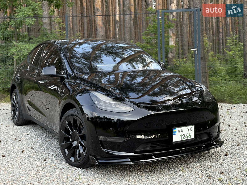 Внедорожник / Кроссовер Tesla Model Y 2021 в Гостомеле