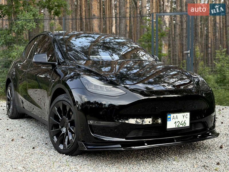 Внедорожник / Кроссовер Tesla Model Y 2021 в Гостомеле