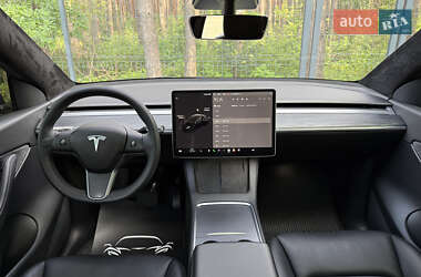 Позашляховик / Кросовер Tesla Model Y 2021 в 