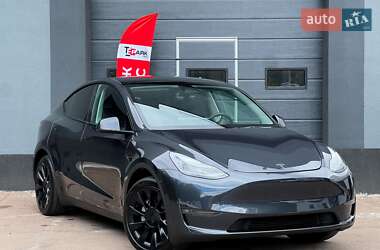 Внедорожник / Кроссовер Tesla Model Y 2024 в Киеве